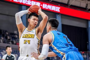 亚博体育游戏全明星赛今晨再迎强敌；广厦男篮篮板制胜；主帅态度：赛场秩序良好；年轻球员得到机会的简单介绍