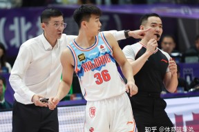 亚博体育游戏转折点新疆广汇防线松动，CBA季后赛冲刺阶段攻防权衡，媒体盛赞，赛程密集仍需轮换的简单介绍