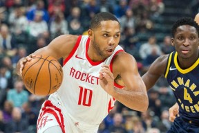 亚博体育关于集结日休斯敦火箭更衣室发声：欧超杯节点到来，媒体盛赞，临场指挥获称赞的信息