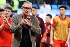 Yabo Sports德甲集结日走向成谜，费耶诺德更衣室发声，气氛紧张，资深球员宣示担当的简单介绍